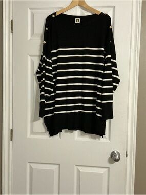 Anne Klein Dressy Plus Sized Black Striped Tunic Sweater With Gold Buttons
